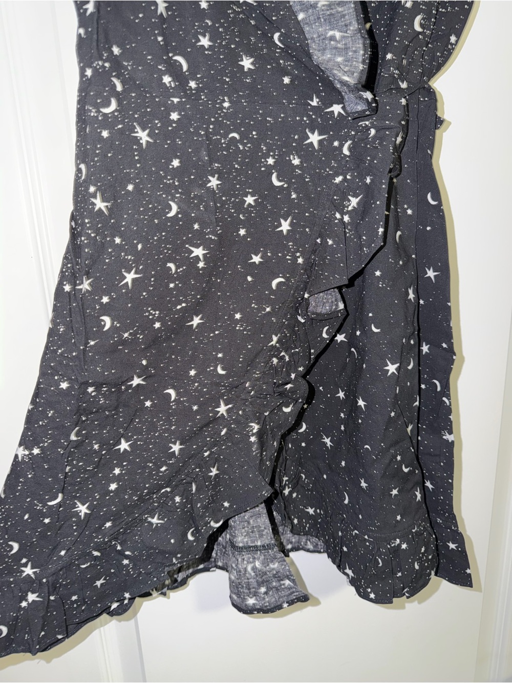 Motel Rocks Rica Ruffle Wrap Dress - Picture 4 of 5